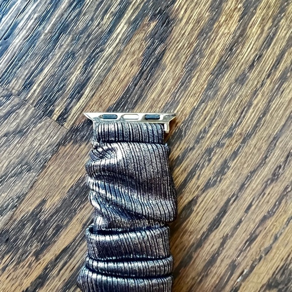 Silver black metallic scrunchy watch band for Apple Watch 38/40 BAND ONLY - Picture 6 of 6